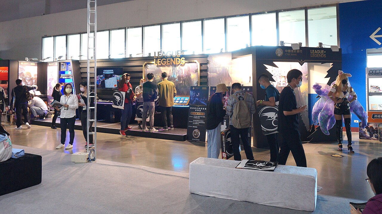 DOTA2版本更新后战术格局解析